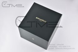 Audemars Piguet New Green Wooden Watch Box and Papers  Important Note: Because shipping box set together with the watch in same one package is not safe to pass the customs, so please order the box set in a separate order while you are checking out. - Image 4