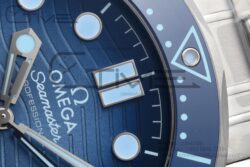 Seamaster 300 SS VSF 1:1 Best Edition Gradient Blue Dial on SS Bracelet A8808 - Image 7