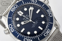 Seamaster 300m James Bond 60th 42mm SS/SS Blue Dial VSF 1:1 Best Edition A8806 - Image 3