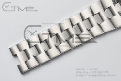 Overseas Ultra-Thin XF 2000V SS/SS Black Dial on SS Bracelet MY9015 - Image 21
